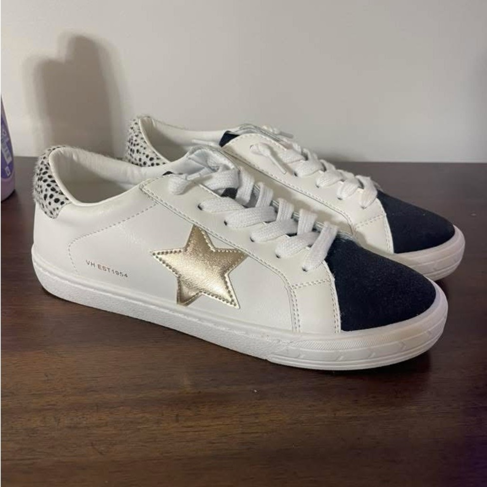 Vintage Havanas White and Gold Star Sneakers